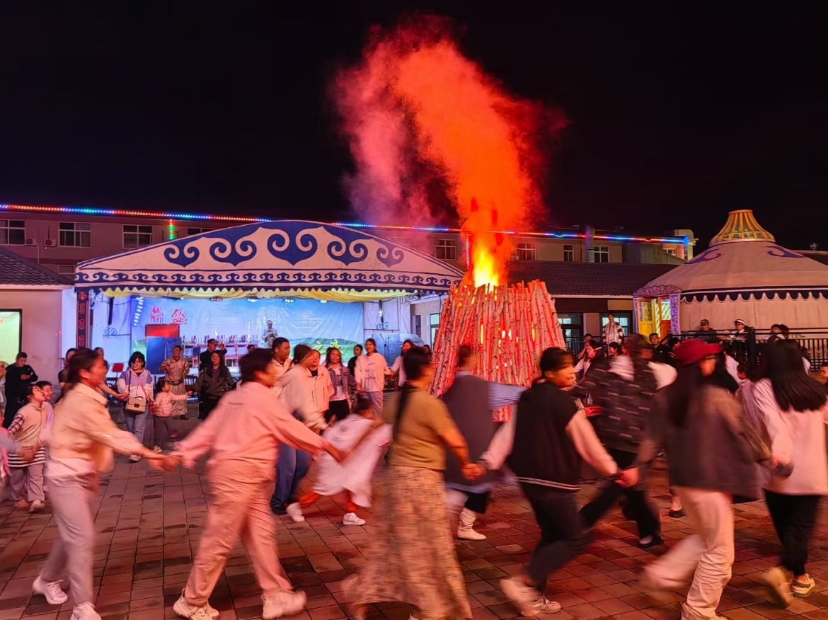 裕和东方2023年草原团建记，草原之上・逐绿而行